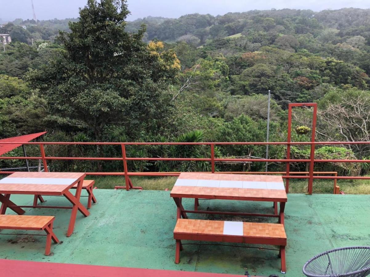 Monteverde Monkey Hostel ภายนอก รูปภาพ