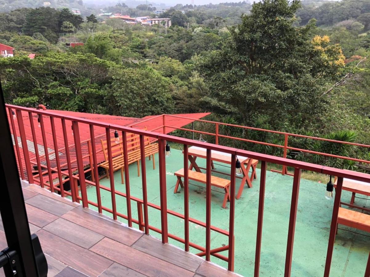 Monteverde Monkey Hostel ภายนอก รูปภาพ
