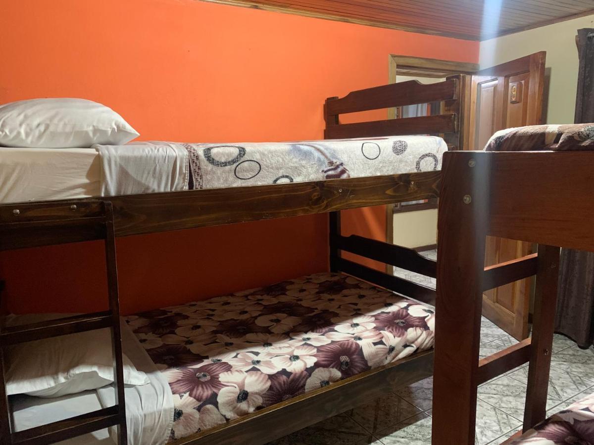 Monteverde Monkey Hostel ภายนอก รูปภาพ