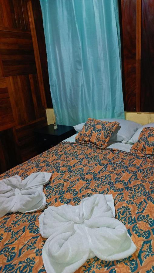 Monteverde Monkey Hostel ภายนอก รูปภาพ
